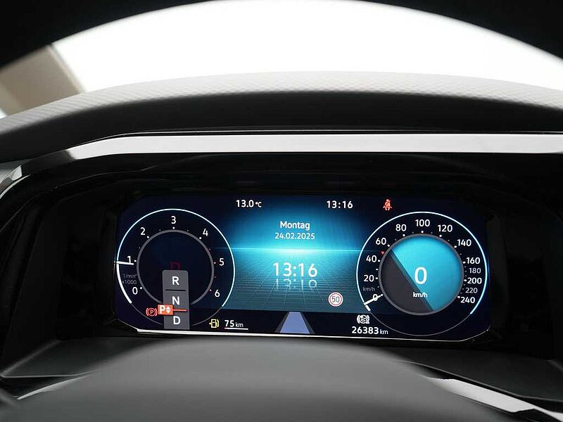 Volkswagen T7 Multivan Life NAVI VIRT SHZ KAM AHK LEDER LED