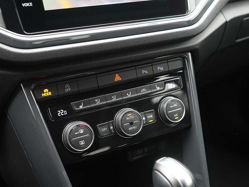 Volkswagen T-Roc Sport DSG AHK NAVI VIRT ACC KEYLESS APP