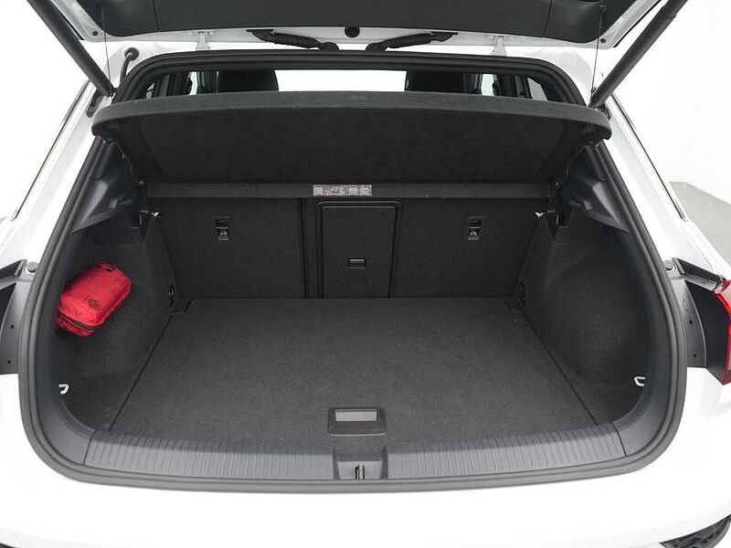 Volkswagen T-Roc Sport DSG AHK NAVI VIRT ACC KEYLESS APP