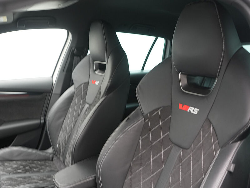 SKODA OCTAVIA Combi RS DSG ACC NAVI AHK KAM SHZ MEMORY