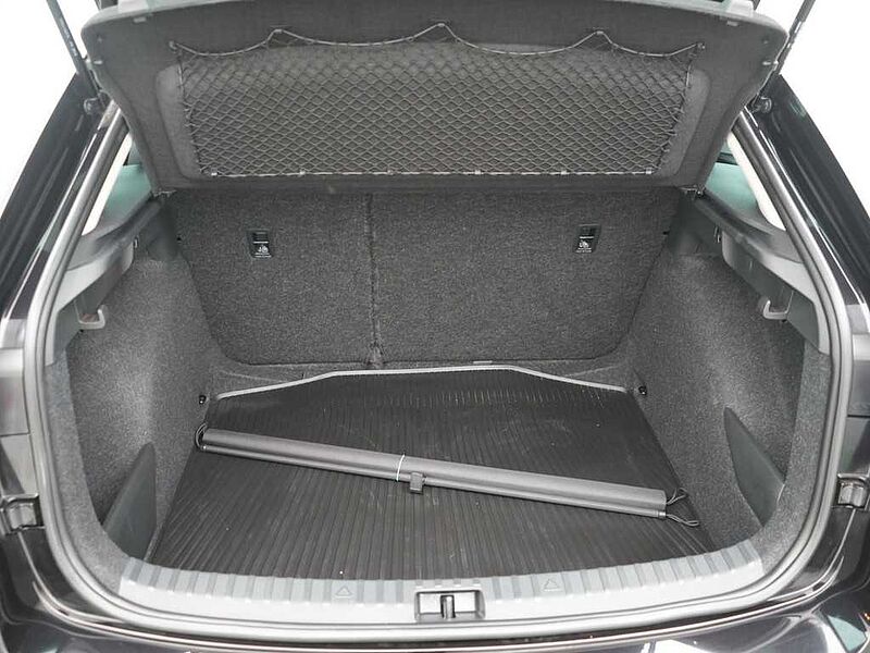 SKODA SCALA Selection VIRT LED ACC AHK SHZ CARPLAY PDC