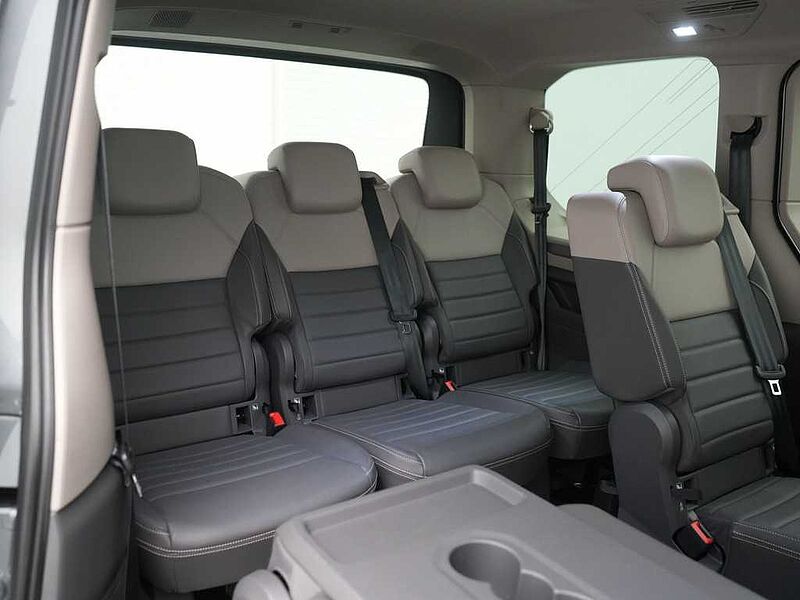 Volkswagen T7 Multivan Life 7-SITZER LEDER VIS-A-VIS AHK