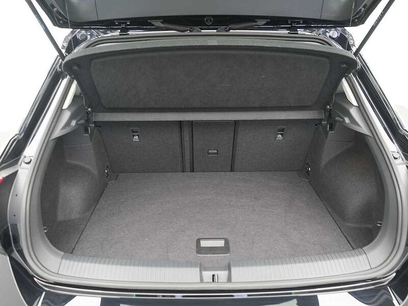 Volkswagen T-Roc Life NAVI VIRT APP AHK SHZ LED PDC