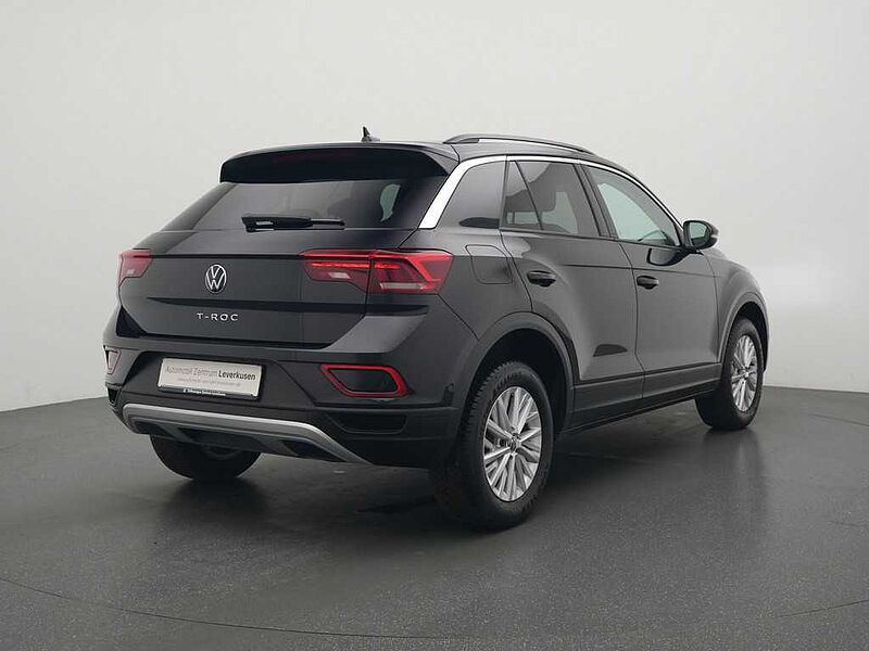 Volkswagen T-Roc Life NAVI VIRT APP AHK SHZ LED PDC