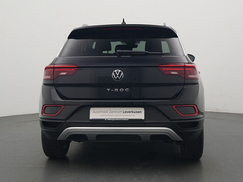 Volkswagen T-Roc Life NAVI VIRT APP AHK SHZ LED PDC