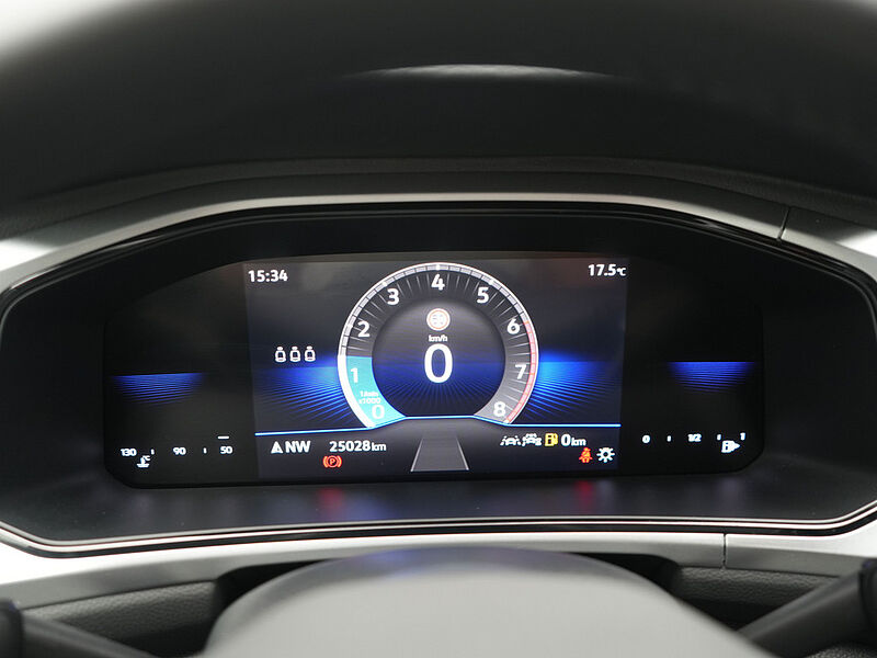 Volkswagen T-Roc Life NAVI VIRT APP AHK SHZ LED PDC
