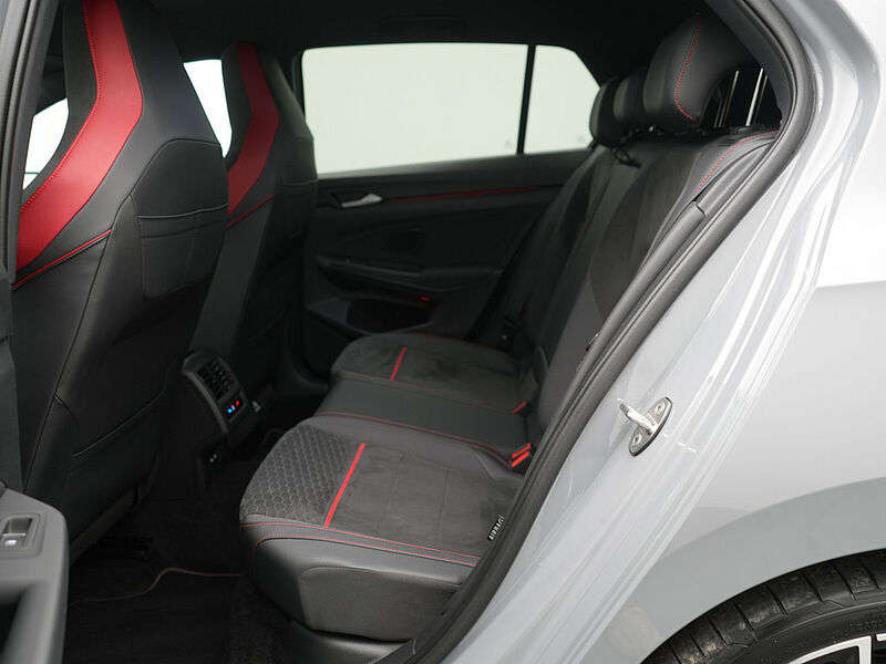 Volkswagen Golf VIII GTI Clubsport NAVI VIRT LED KEYLESS