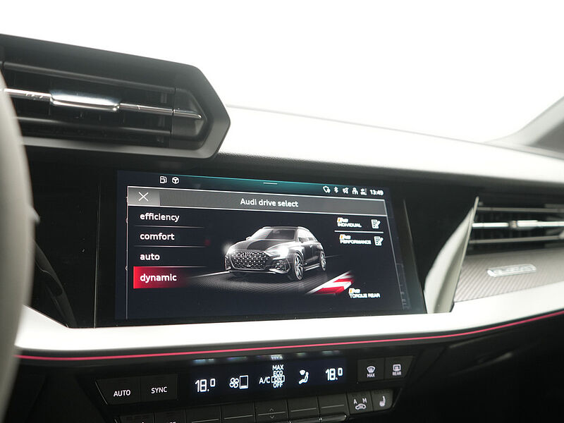 Audi RS3 Sportback LEDER B&O NAVI VIRT MATRIX RAUTE