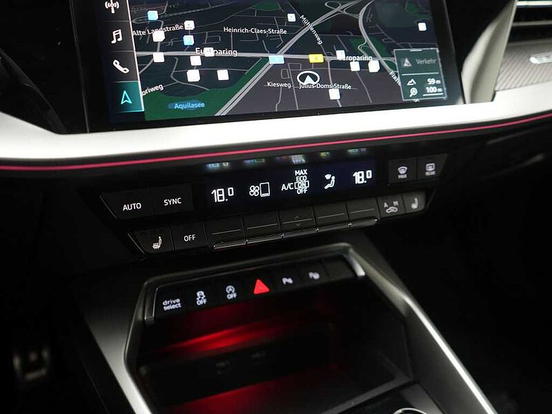 Audi RS3 Sportback SPORTABGASANLAGE KAM APP SHZ