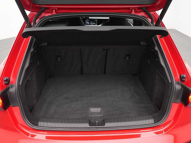 Audi RS3 Sportback SPORTABGASANLAGE KAM APP SHZ