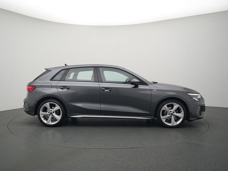 Audi A3 Sportback S line S-TRON AHK PANO NAVI B&O