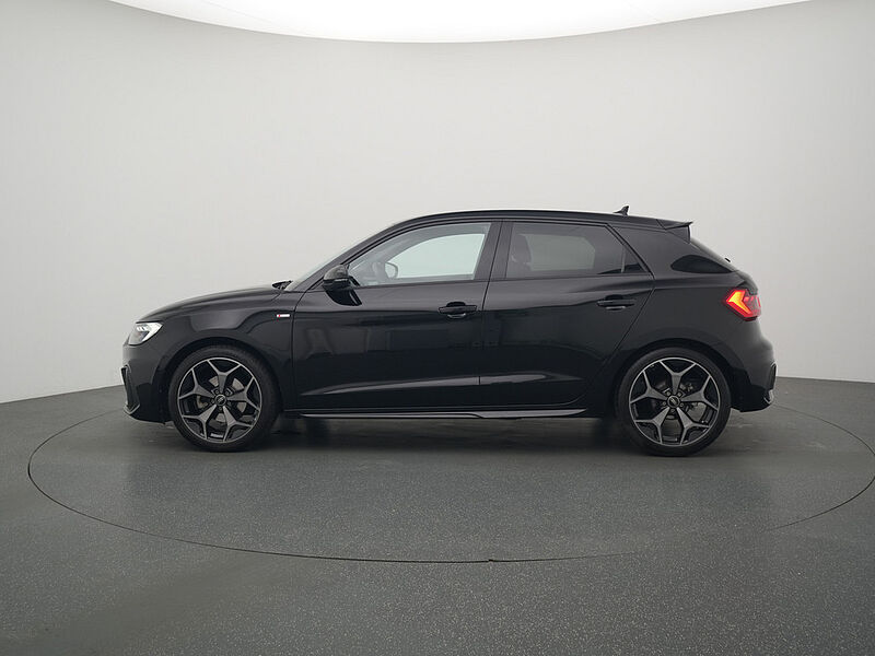 Audi A1 Sportback 35 S line NAVI VIRT ACC SHZ KAM