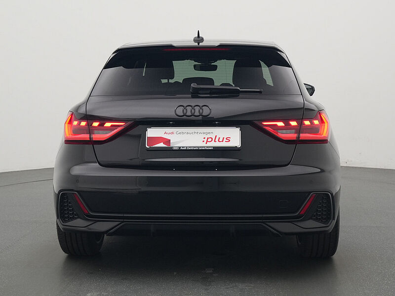 Audi A1 Sportback 35 S line NAVI VIRT ACC SHZ KAM