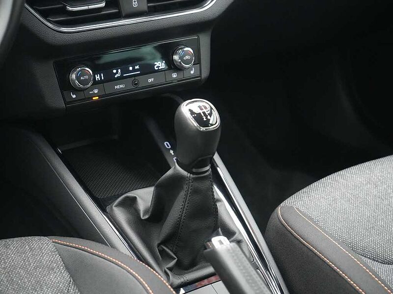 SKODA KAMIQ Clever APP CONNECT SHZ PDC KAM KLIMA