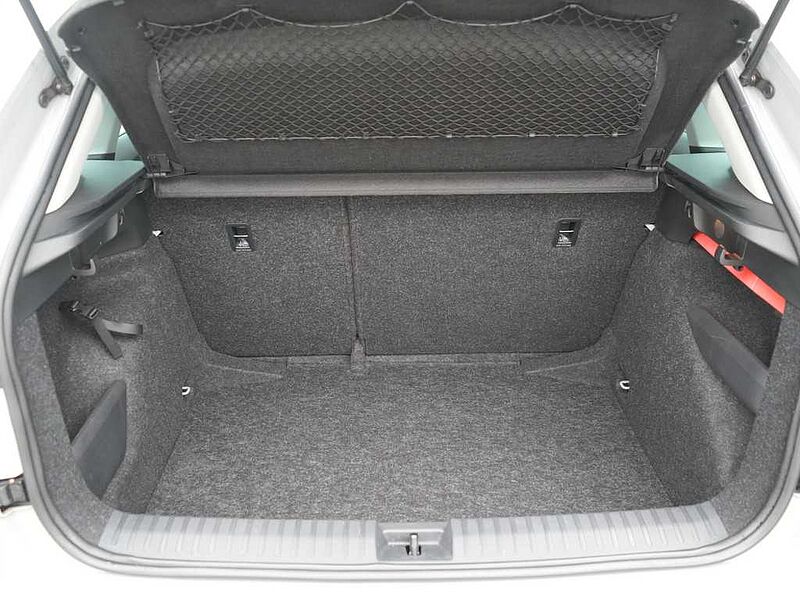 SKODA KAMIQ SHZ PDC KAM KLIMA