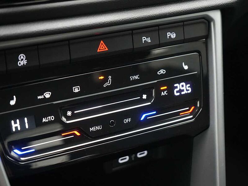 Volkswagen T-Roc Life NAVI LED AHK SHZ PDC