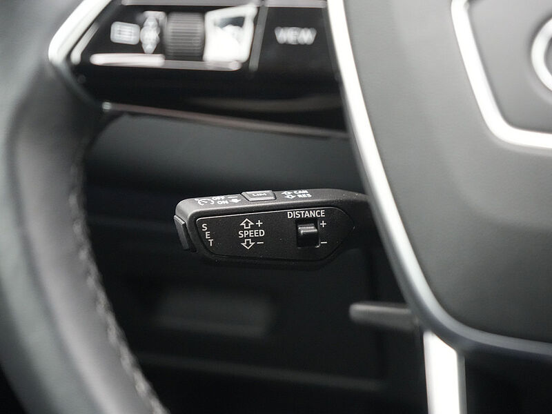 Audi A6 Avant e quattro NAVI MATRIX B&O AHK ACC APP