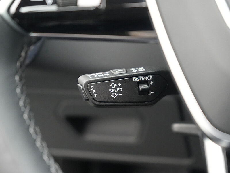 Audi A6 Avant quattro S line MEMORY AHK NAVI MATRIX