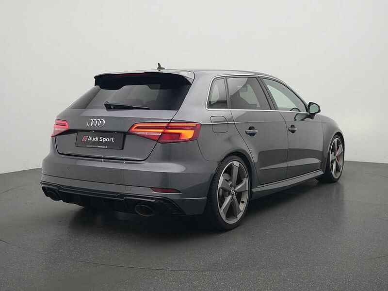 Audi RS3 Sportback LEDER RAUTE B&O NAVI VIRT LED SHZ