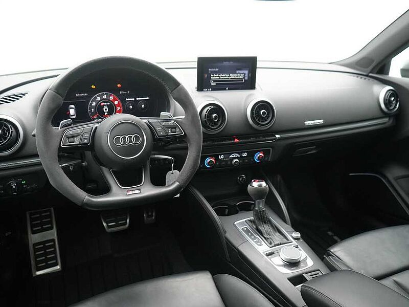 Audi RS3 Sportback SHZ PDC LEDER NAVI B&O RAUTE VIRT