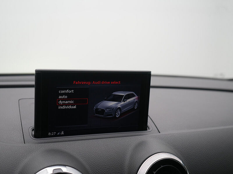 Audi RS3 Sportback SHZ PDC LEDER NAVI B&O RAUTE VIRT