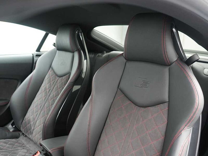 Audi TT Coupe S line S TRON LEDER NAVI SHZ PDC