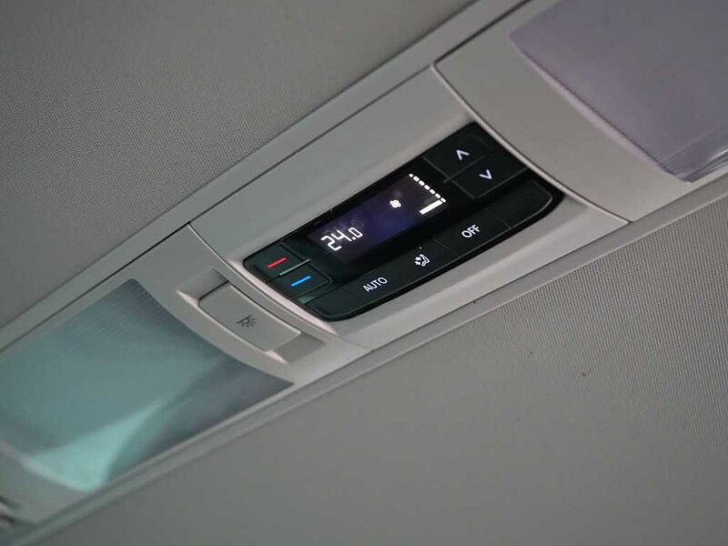 Volkswagen T6.1 Multivan ACC NAVI MEMORY AHK LEDER STANDHZ