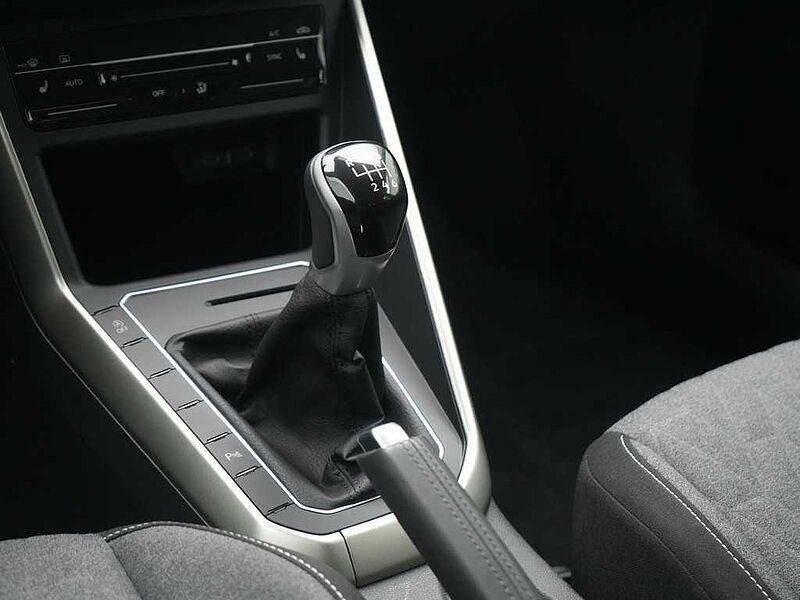 Volkswagen Taigo Move PORT NAVI VIRT SHZ LED PDC APP