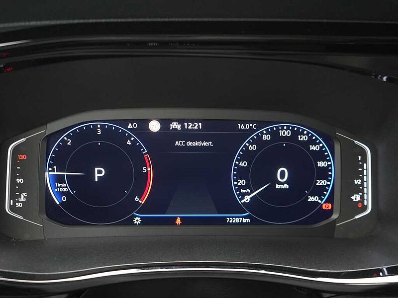 Volkswagen T6.1 Multivan DSG VIRT ACC AHK MEMORY STANDHZ