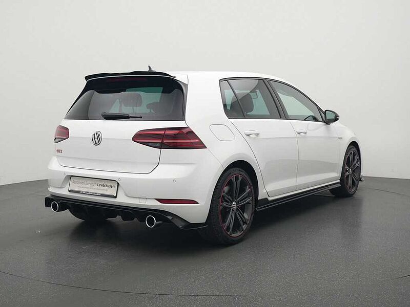 Volkswagen Golf VII GTI PANO LED LEDER SHZ PDC