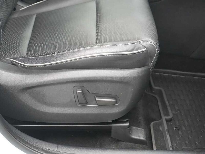 Kia Sportage 1.6 GDI Dream Team NAVI KAM LEDER SHZ