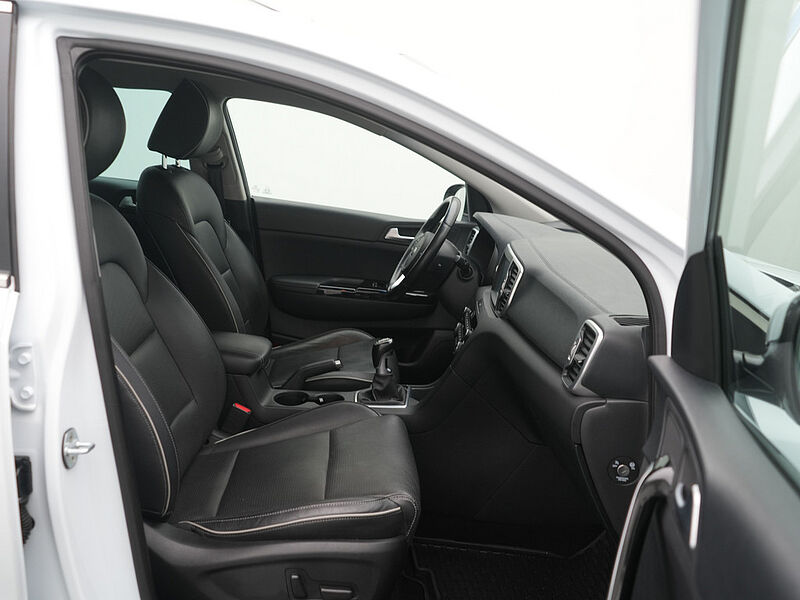 Kia Sportage NAVI LEDER KAM SHZ PDC