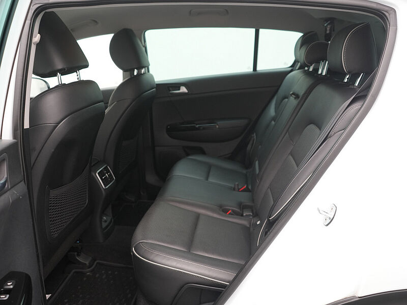 Kia Sportage NAVI LEDER KAM SHZ PDC