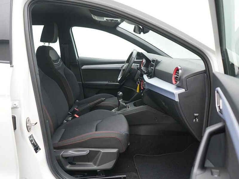 SEAT Ibiza FR LED VIRT PDC APP CONNECT NAVI SHZ