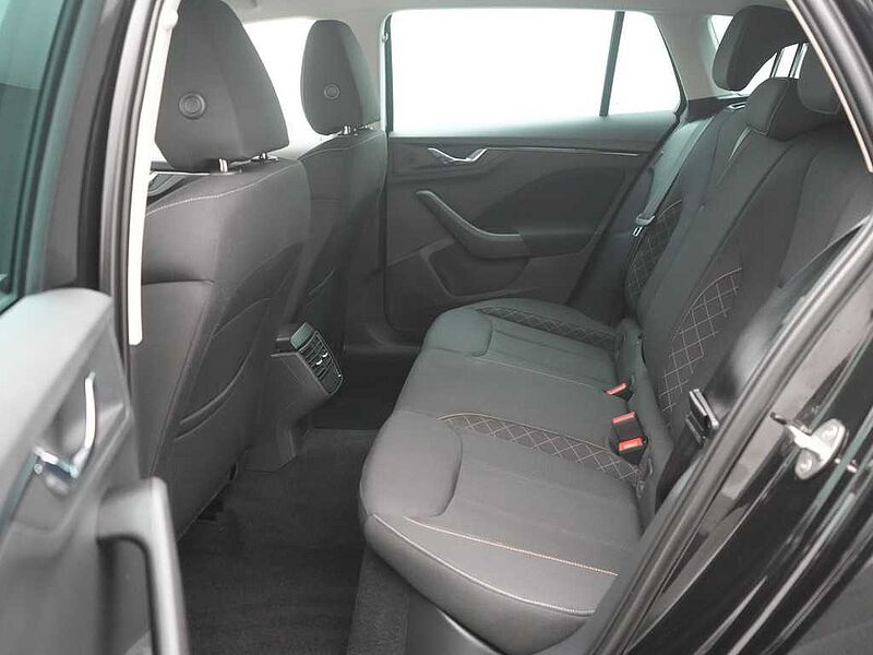 SKODA SCALA Tour DSG ACC CARPLAY VIRT LED SHZ PDC