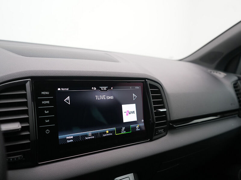 SKODA KAROQ Sportline DSG ACC NAVI VIRT APP KAM MATRIX