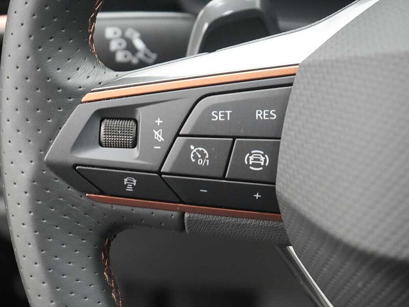 CUPRA Formentor e-Hybrid DSG LED 360° KAM NAVI ACC