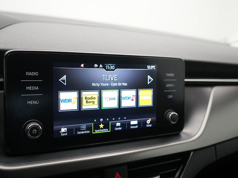 SKODA KAMIQ Clever APP CONNECT AHK SHZ PDC KAM KLIMA