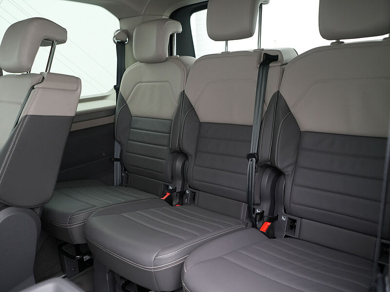 Volkswagen T7 APP NAVI SHZ VIRT AHK LEDER