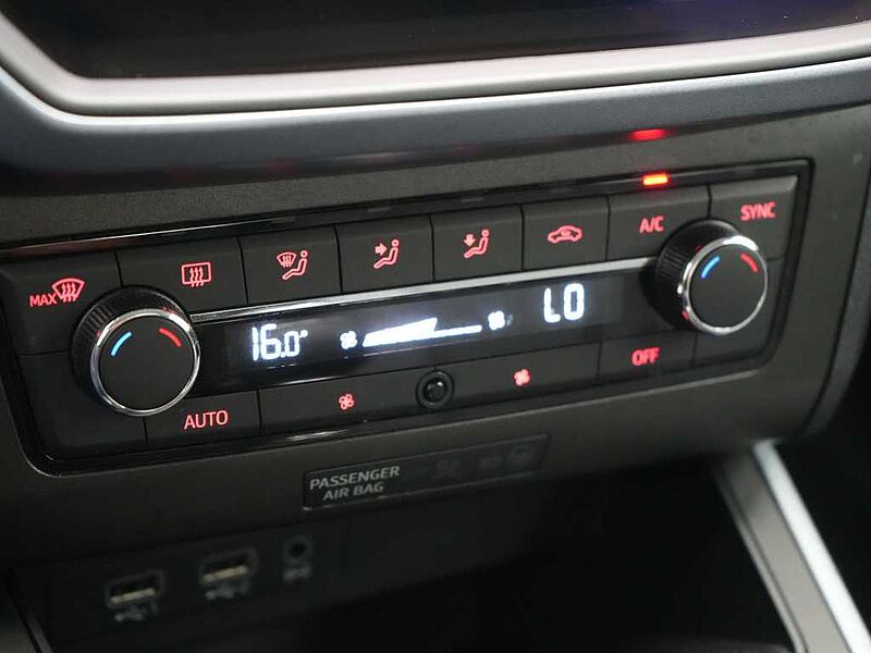 SEAT Arona PDC NAVI KLIMA