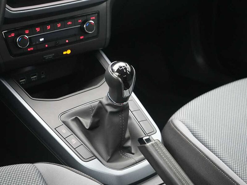 SEAT Arona PDC NAVI KLIMA