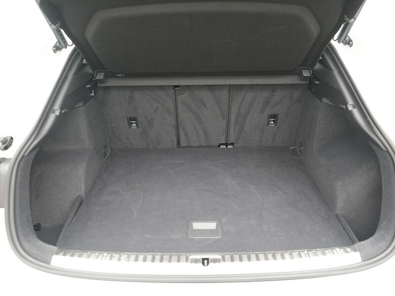 Audi Q3 LED KAM AHK ACC SHZ PDC