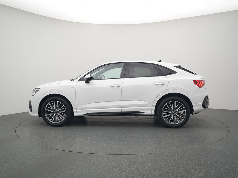 Audi Q3 LED KAM AHK ACC SHZ PDC