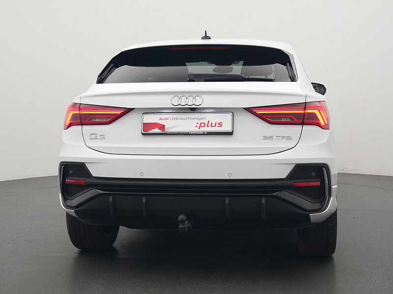 Audi Q3 LED KAM AHK ACC SHZ PDC