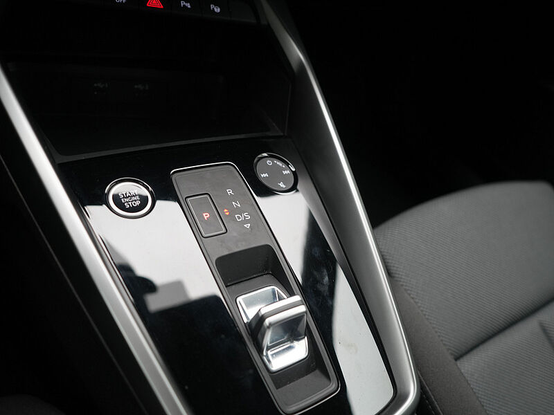 Audi A3 LED AHK SHZ PDC KLIMA