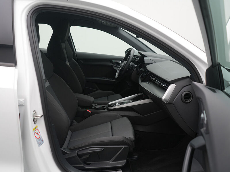 Audi A3 LED AHK SHZ PDC KLIMA