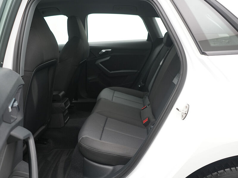 Audi A3 Sportback 40 quattro advanced LED AHK SHZ PDC