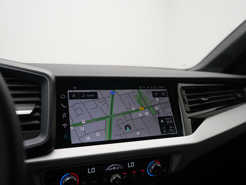 Audi A1 Sportback 35 S line LED KAM SHZ ACC PDC