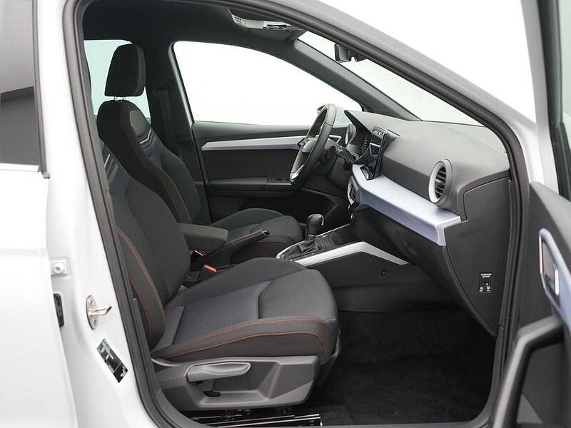 SEAT Arona FR DSG AHK ACC CARPLAY SHZ NAVI VIRT KAM