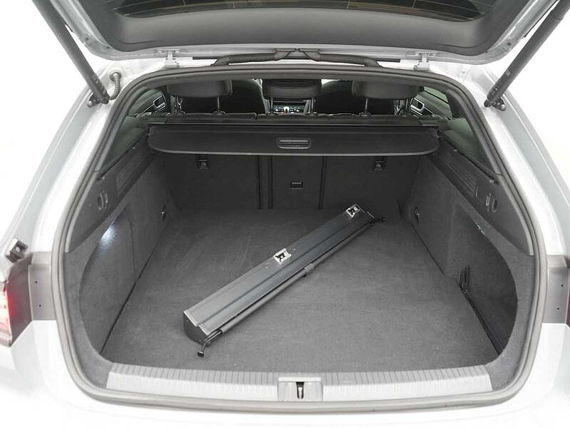 Volkswagen Arteon SB R-Line KEYLESS CARPLAY PANO SHZ LED